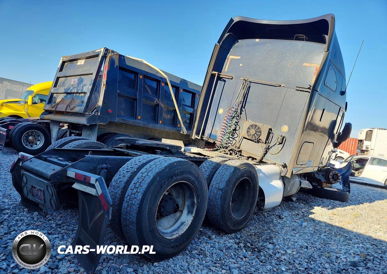 2008 Kenworth T2000 VIN:1XKTDB9X98J227212 - 3