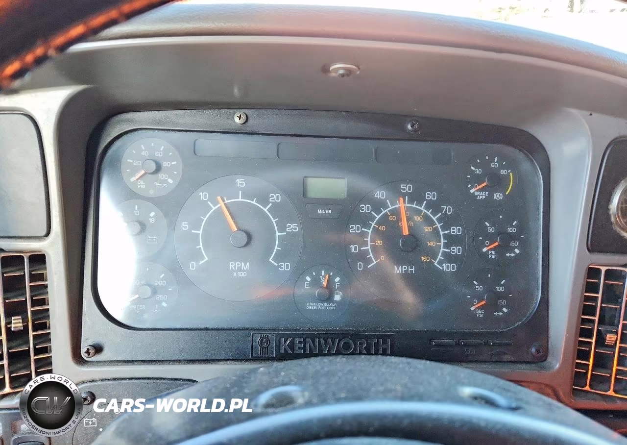 2008 Kenworth T2000 VIN:1XKTDB9X98J227212 - 9