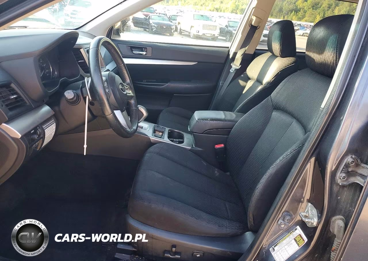 2011 Subaru Outback 2.5I Premium VIN:4S4BRBCC7B3403924 - 7