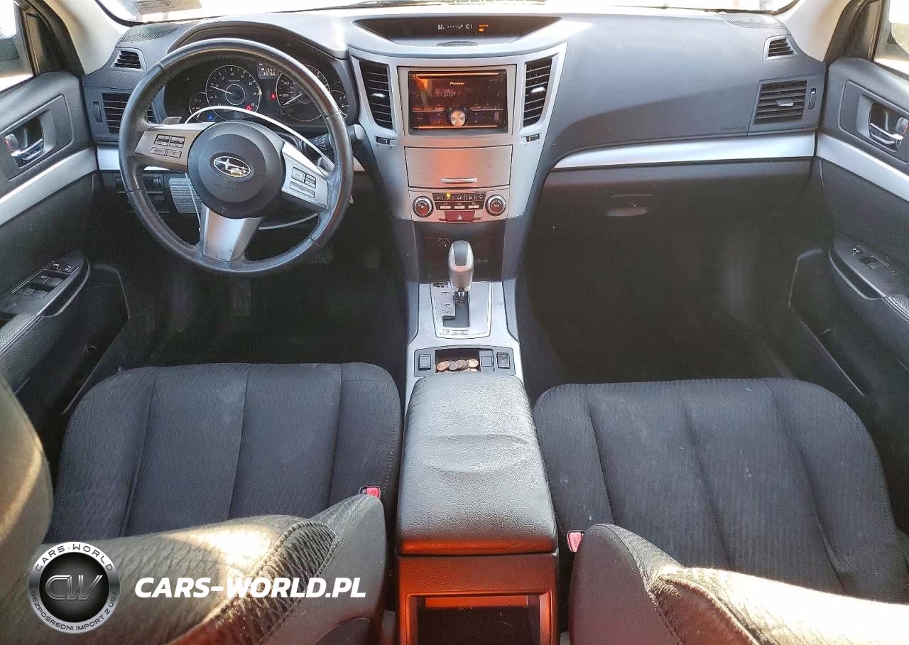 2011 Subaru Outback 2.5I Premium VIN:4S4BRBCC7B3403924 - 8