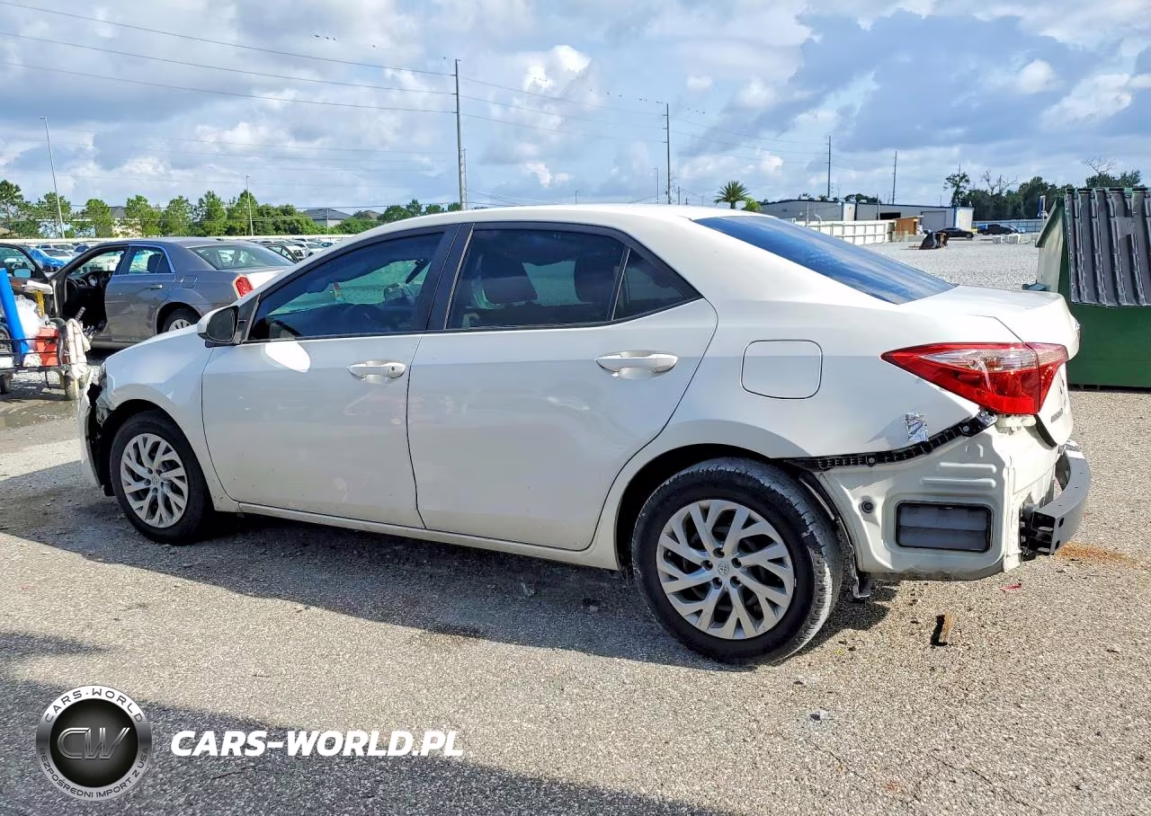 2018 Toyota Corolla Le VIN:5YFBURHE0JP779506 - 2