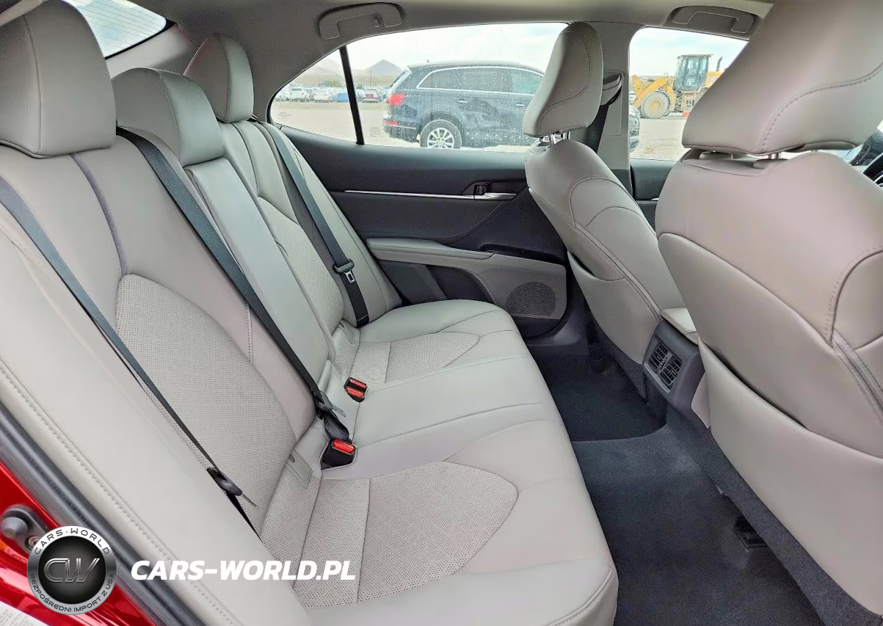 2018 Toyota Camry Xse V6 VIN:4T1BZ1HK8JU506062 - 10