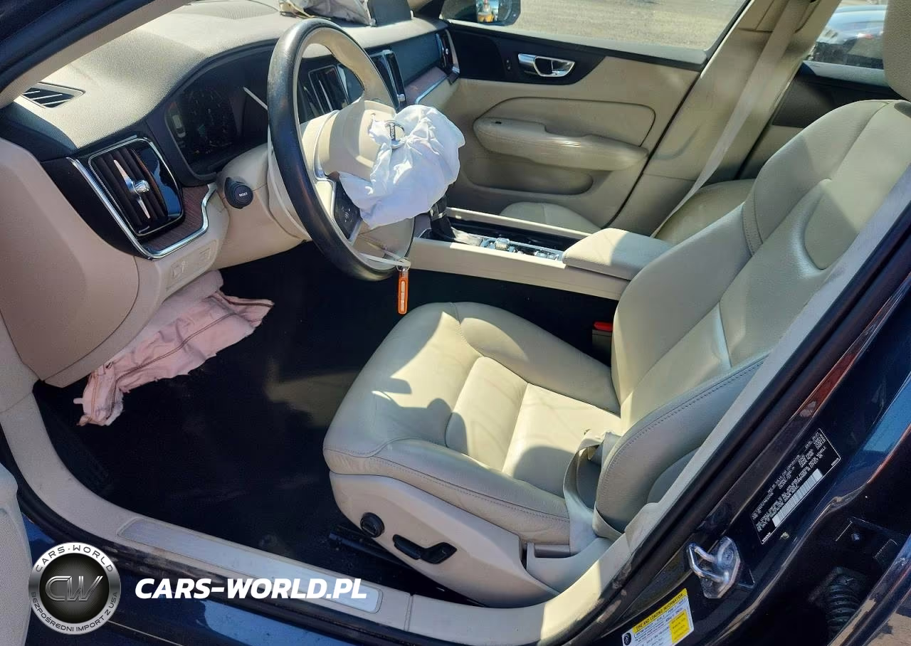 2021 Volvo S60 T5 Momentum VIN:7JR102TZ7MG123156 - 7