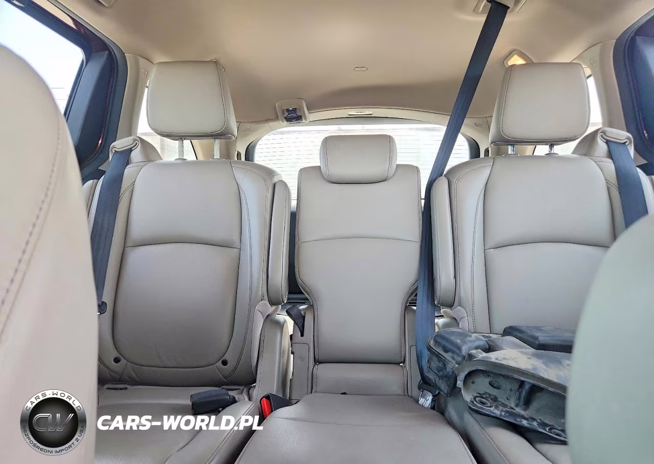 2021 Honda Odyssey Touring VIN:5FNRL6H8XMB008710 - 10
