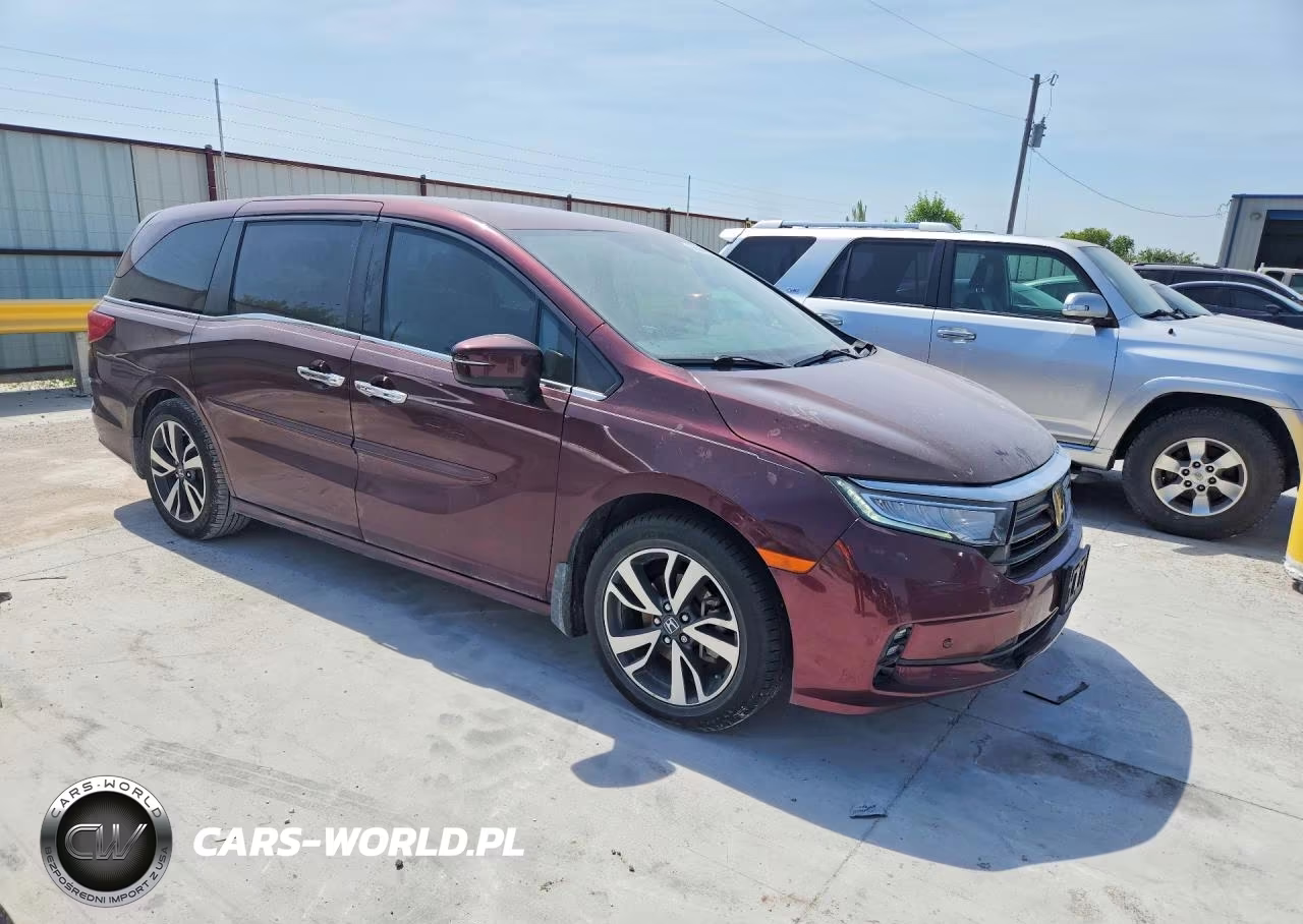 2021 Honda Odyssey Touring VIN:5FNRL6H8XMB008710 - 4