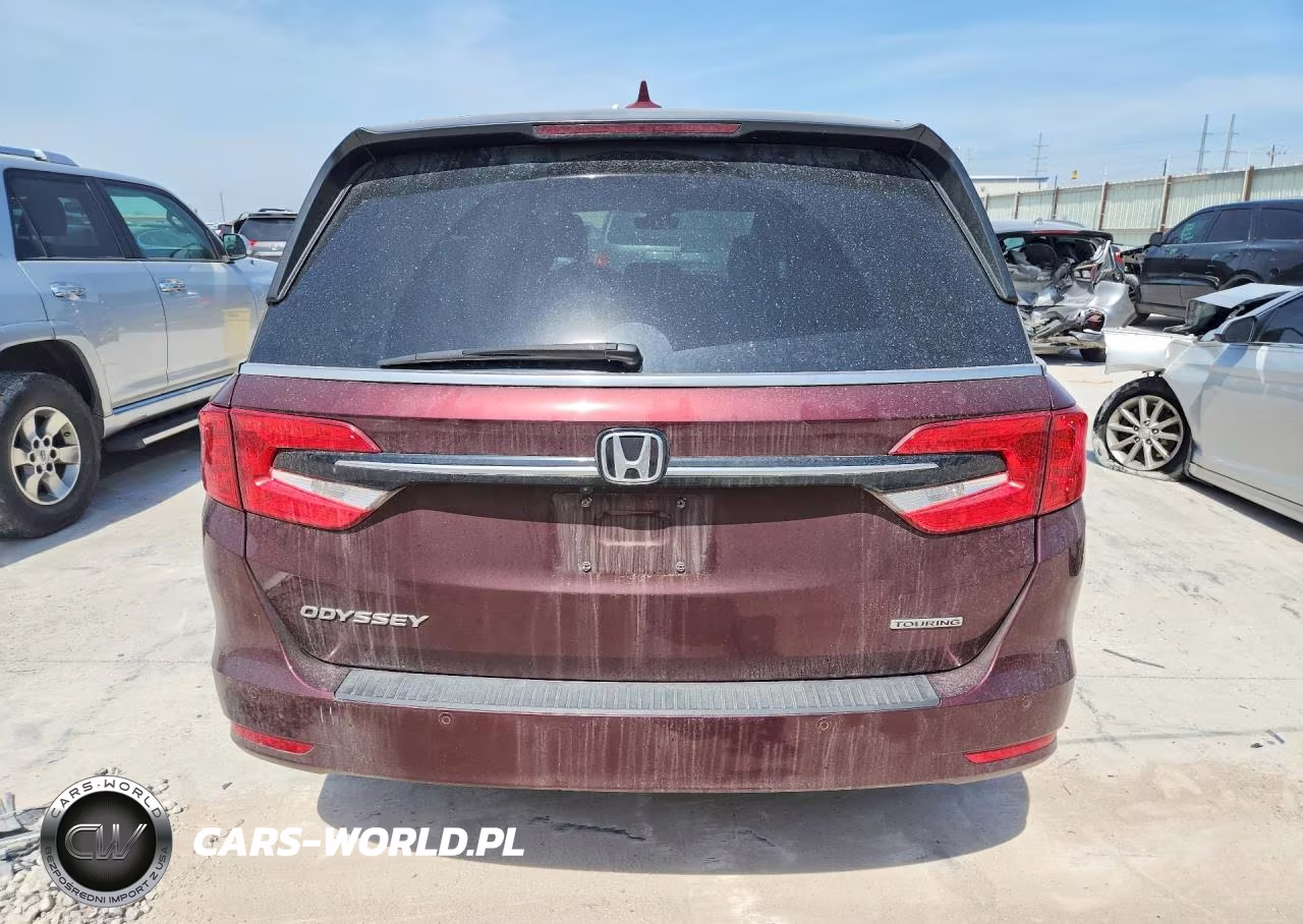 2021 Honda Odyssey Touring VIN:5FNRL6H8XMB008710 - 6