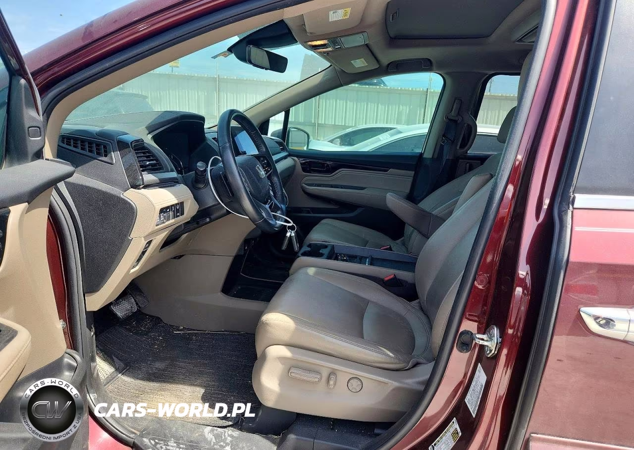 2021 Honda Odyssey Touring VIN:5FNRL6H8XMB008710 - 7