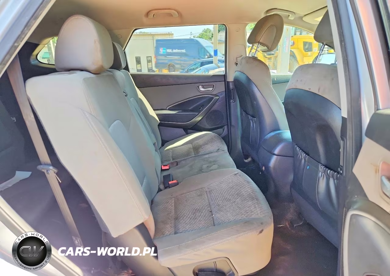 2017 Hyundai Santa Fe Se VIN:KM8SM4HF8HU177392 - 11