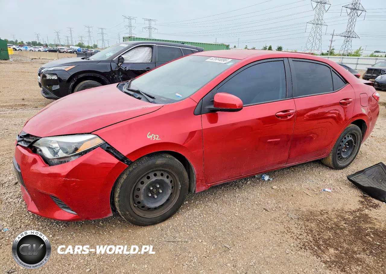 2015 Toyota Corolla Le VIN:5YFBURHE3FP231202 - 1