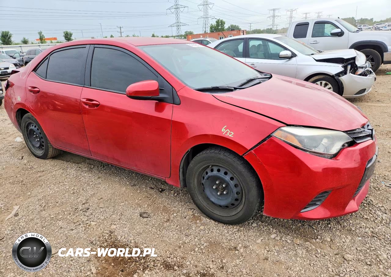 2015 Toyota Corolla Le VIN:5YFBURHE3FP231202 - 4