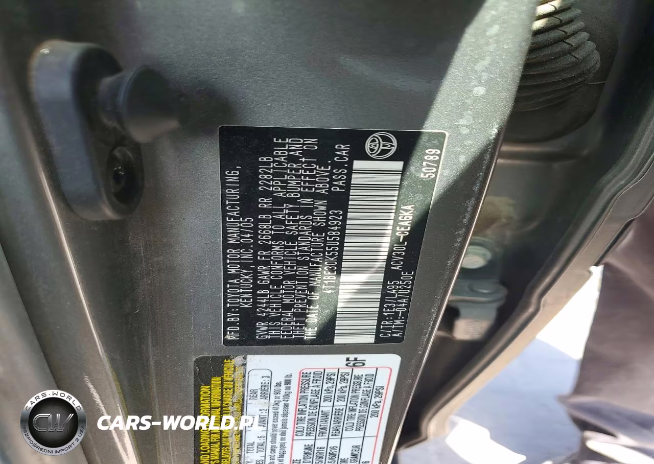 2005 Toyota Camry Xle VIN:4T1BE30K55U584923 - 12