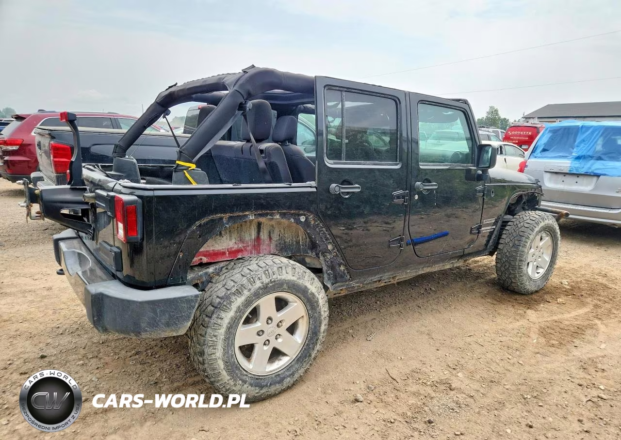 2018 Jeep Wrangler Unlimited Sport VIN:1C4BJWDG8JL912584 - 3