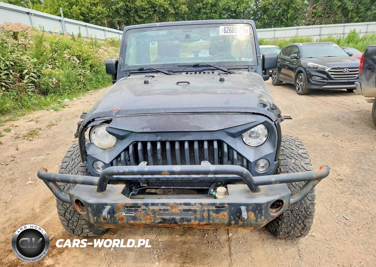 2018 Jeep Wrangler Unlimited Sport VIN:1C4BJWDG8JL912584 - 5