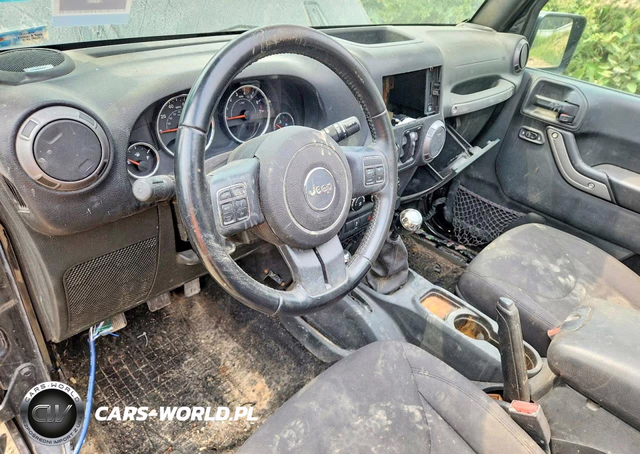 2018 Jeep Wrangler Unlimited Sport VIN:1C4BJWDG8JL912584 - 8