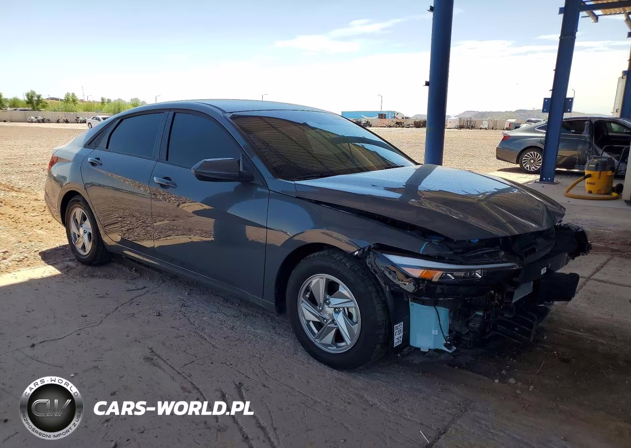 2026 Hyundai Elantra Se VIN:KMHLL4DG6TU178684 - 4