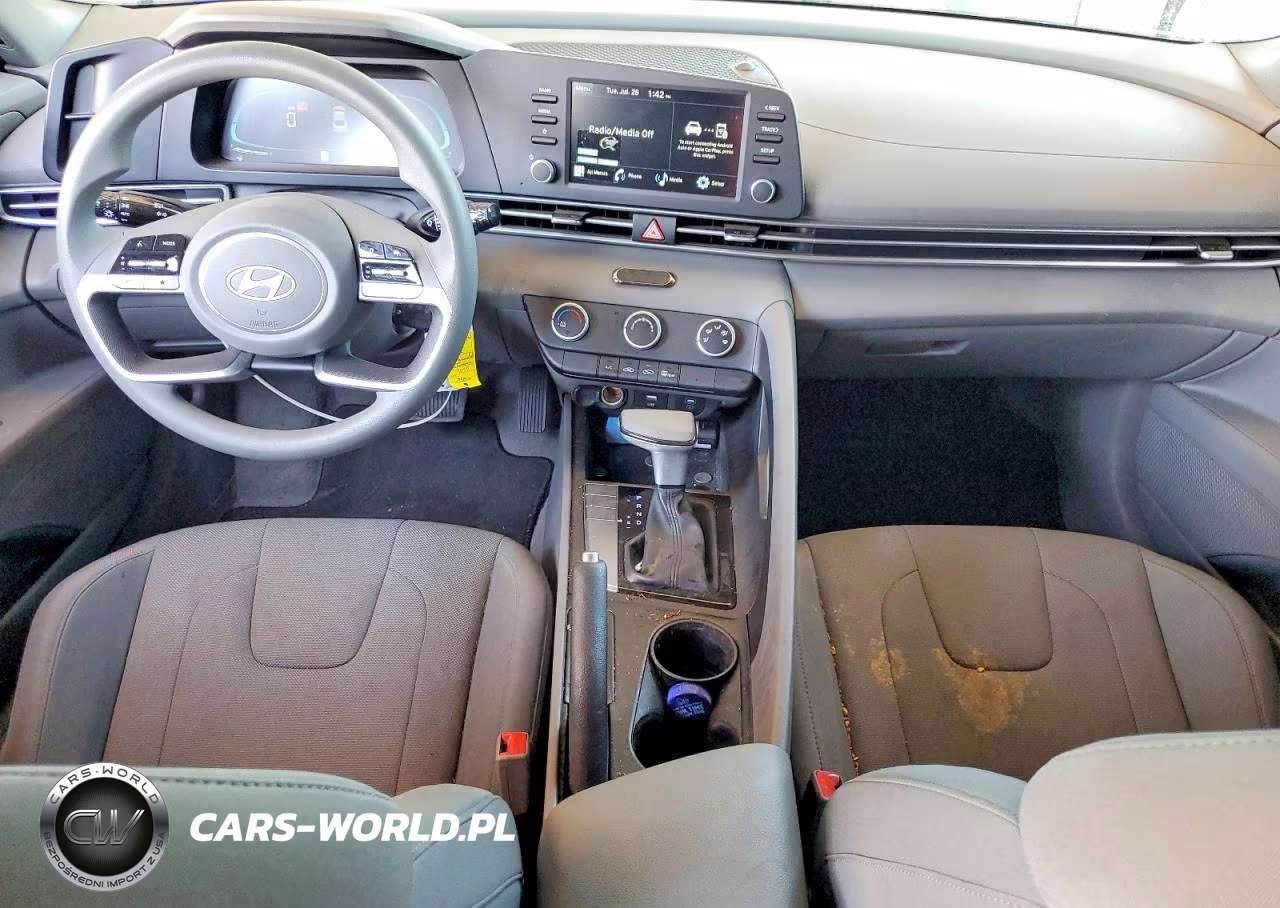 2026 Hyundai Elantra Se VIN:KMHLL4DG6TU178684 - 8