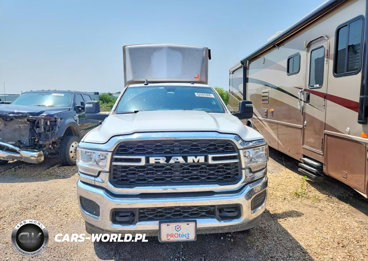 2023 Ram 2500 Laramie VIN:3C6UR5HJ1PG548958 - 5