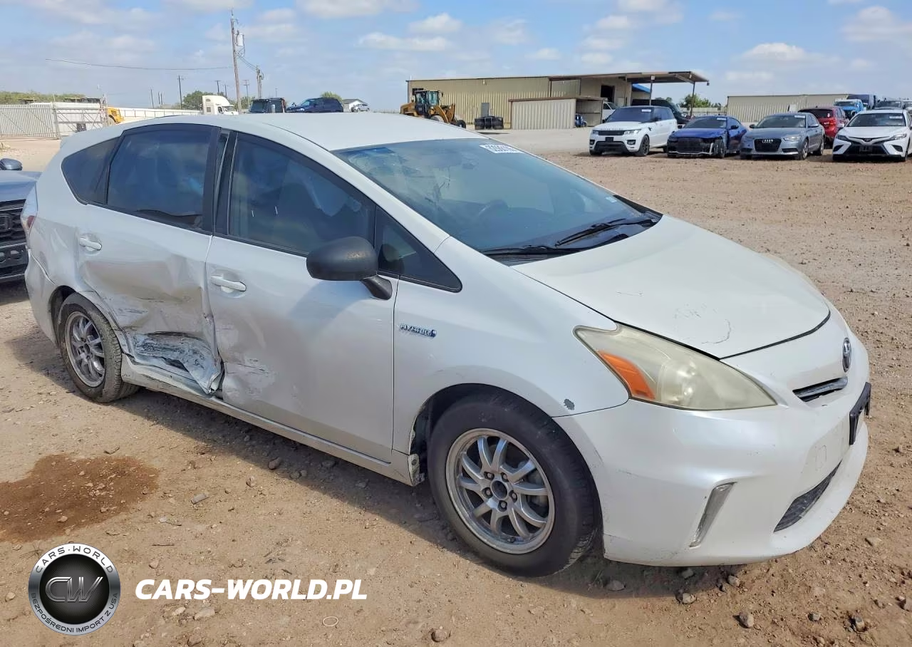 2014 Toyota Prius V Two VIN:JTDZN3EU3E3311532 - 4