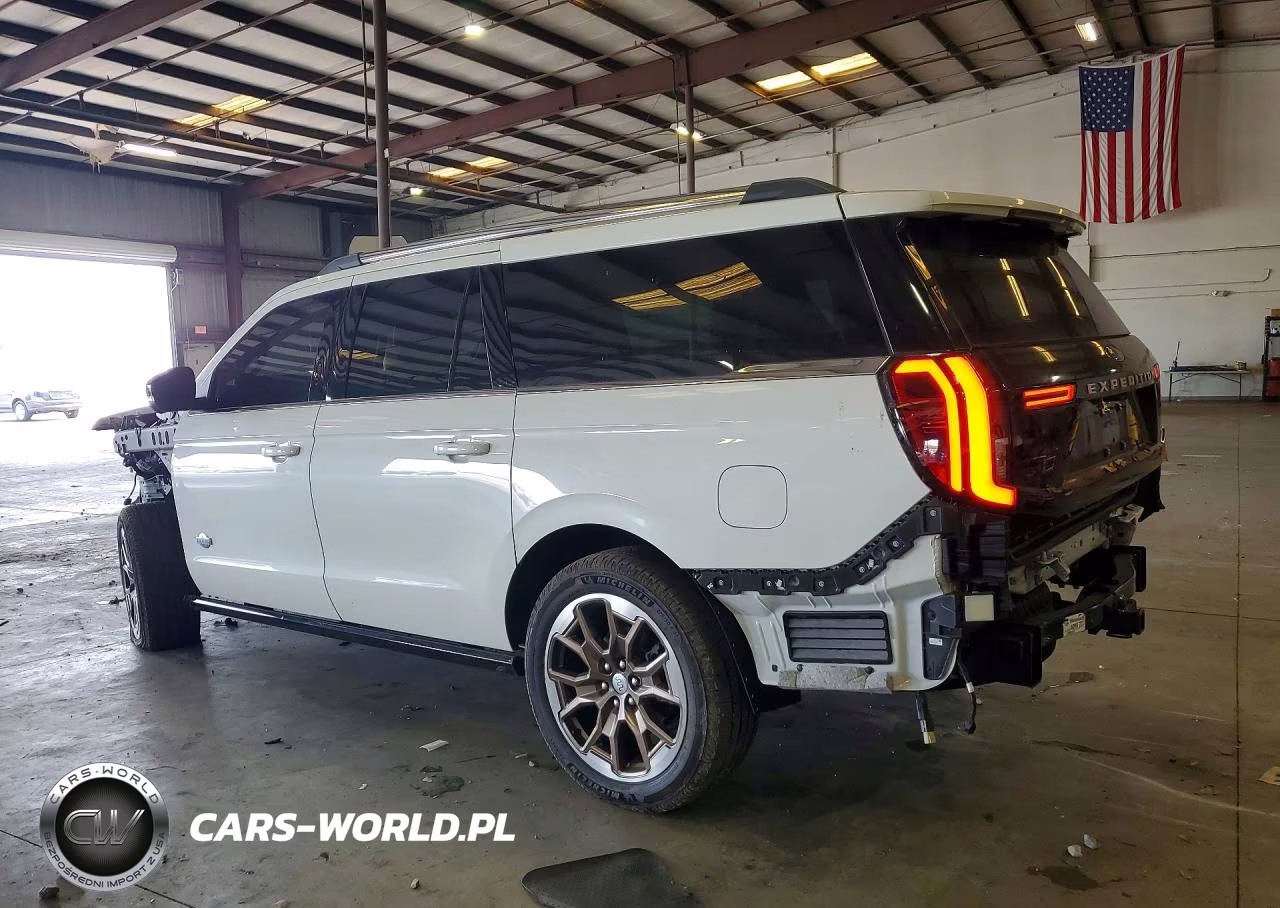 2025 Ford Expedition Max King Ranch VIN:1FMJK1P88SEA18358 - 2