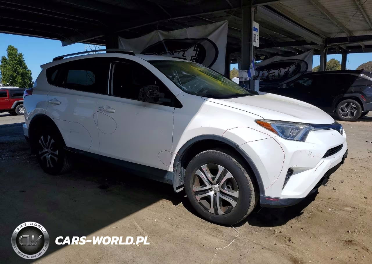 2016 Toyota Rav4 Le VIN:JTMBFREV0GJ071560 - 4