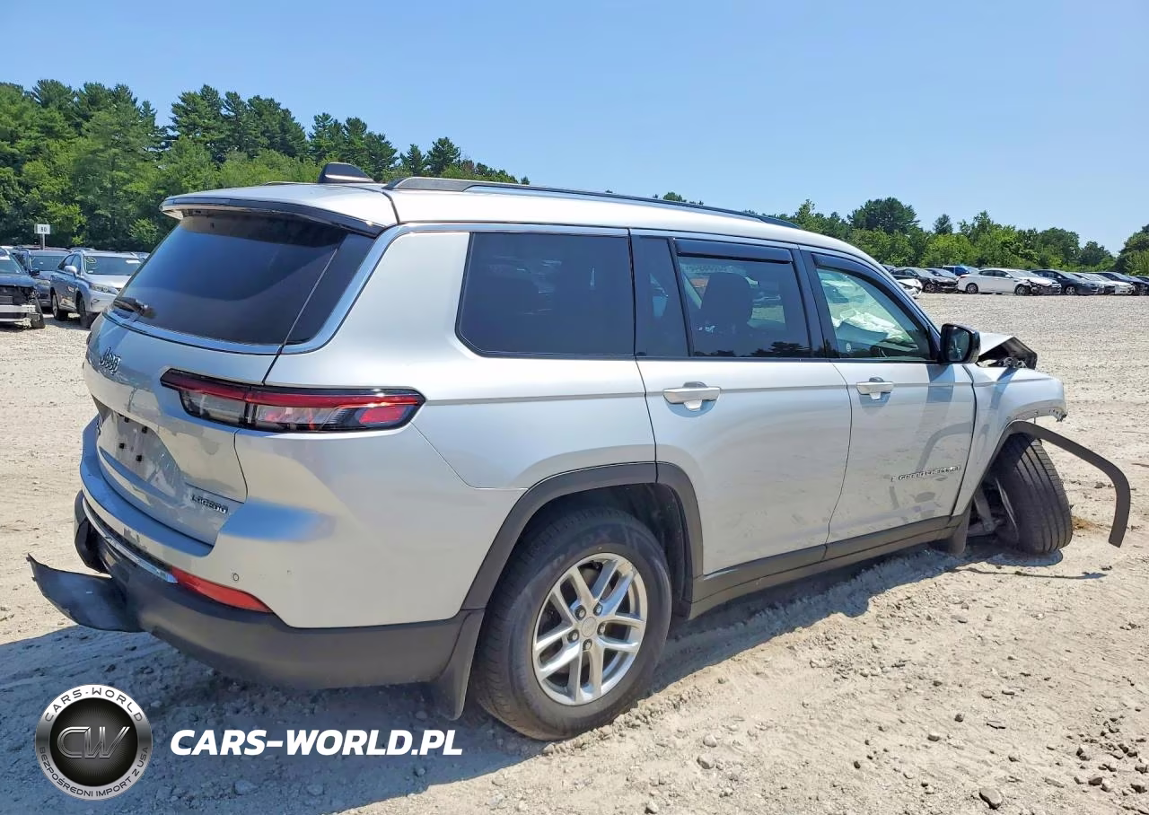 2023 Jeep Grand Cherokee L Laredo VIN:1C4RJKAG0P8710149 - 3