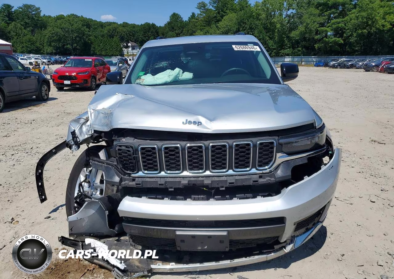 2023 Jeep Grand Cherokee L Laredo VIN:1C4RJKAG0P8710149 - 5