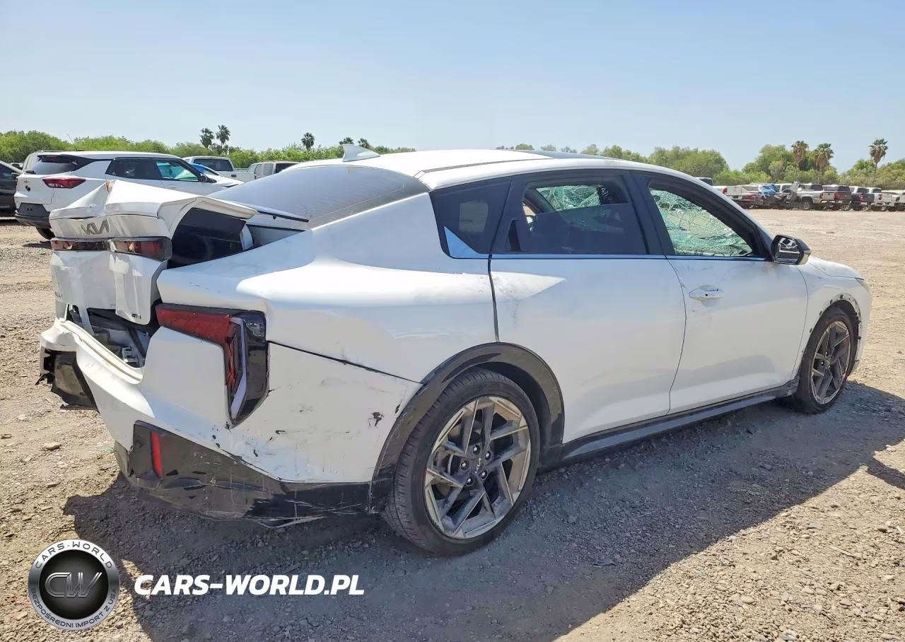 2025 Kia K4 Gt Line VIN:3KPFW4DE9SE168607 - 3