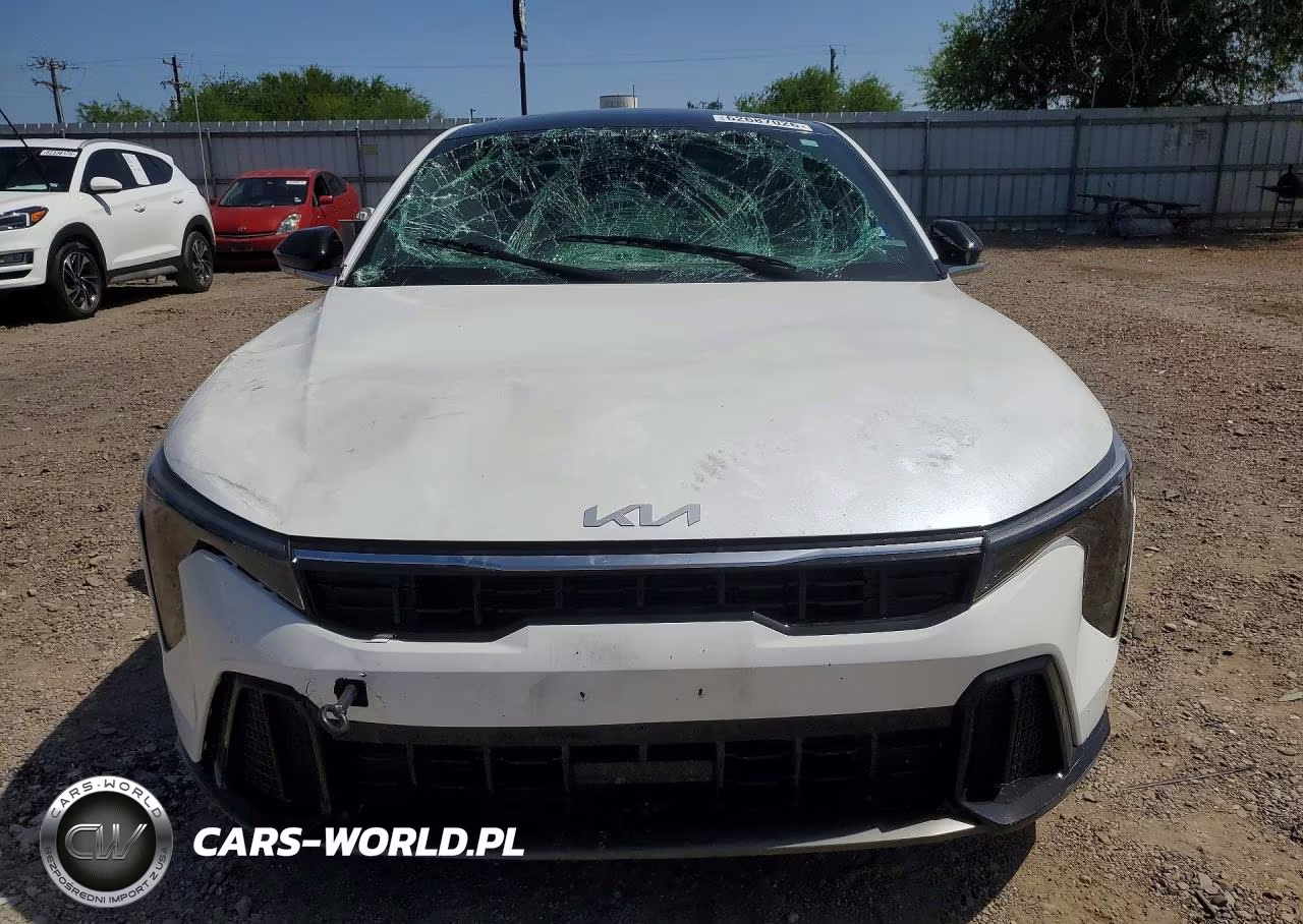 2025 Kia K4 Gt Line VIN:3KPFW4DE9SE168607 - 5