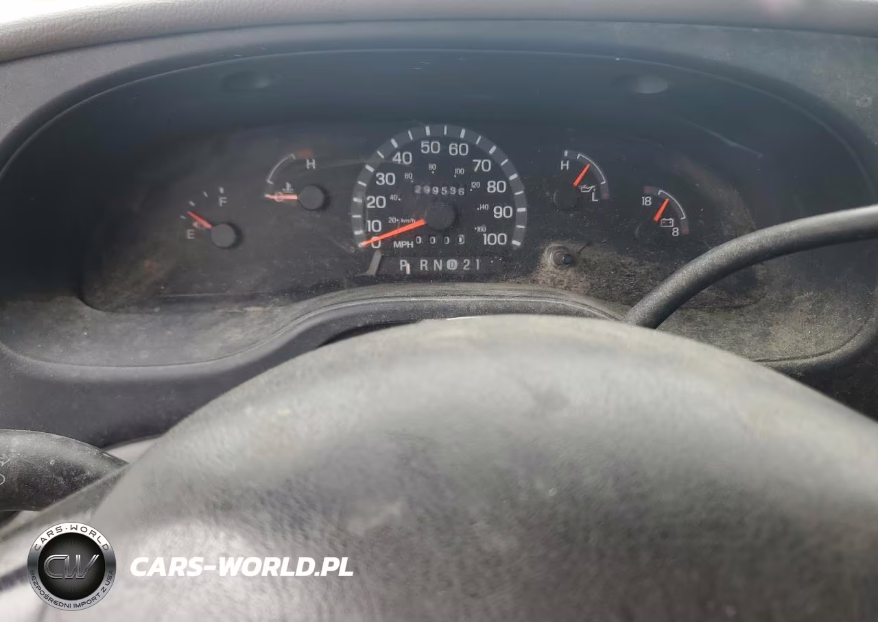 2002 Ford Econoline E250 Van VIN:1FTNE24212HB59533 - 9