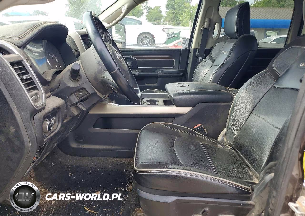 2024 Ram 2500 Laramie VIN:3C6UR5FL7RG119010 - 7