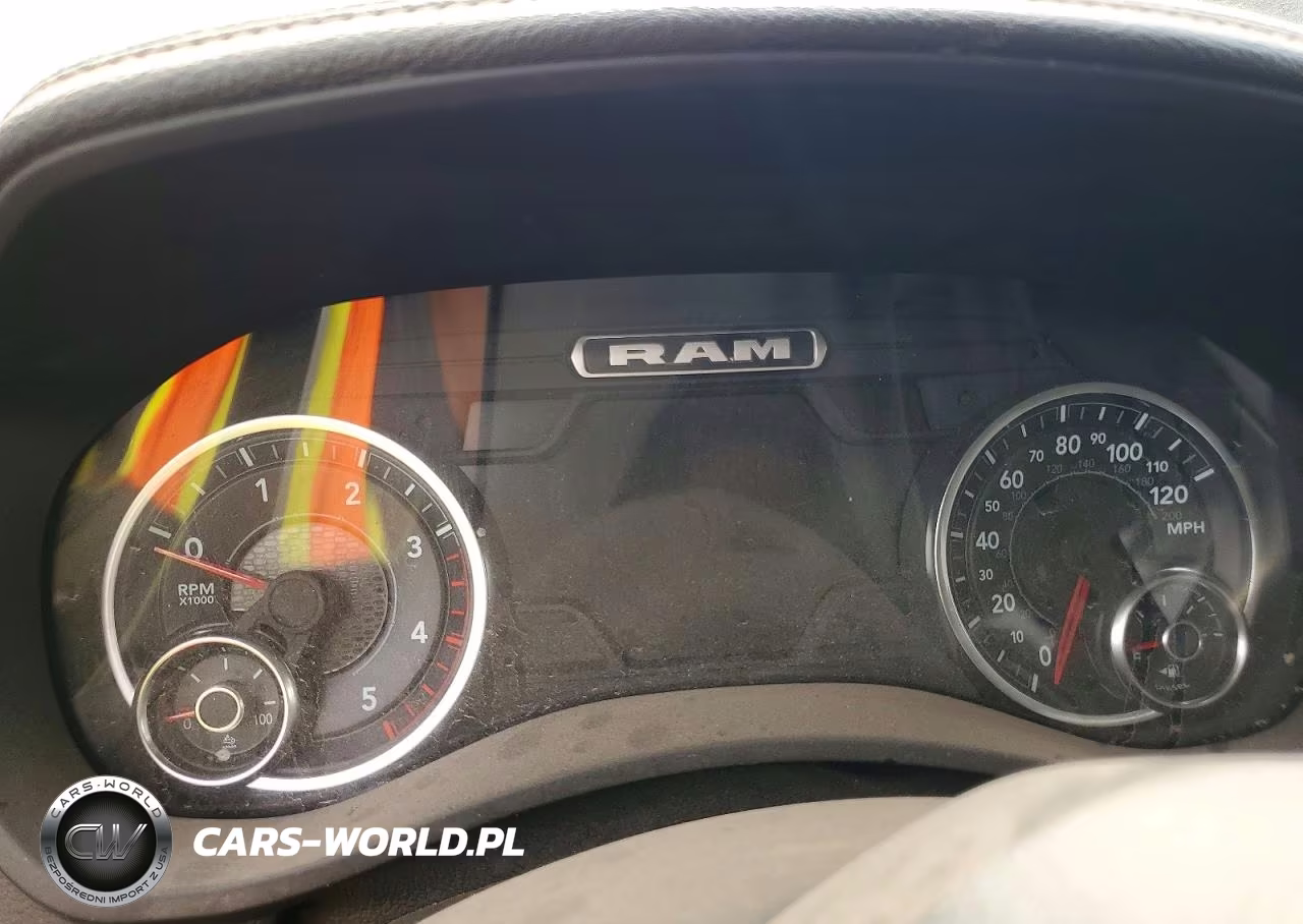 2024 Ram 2500 Laramie VIN:3C6UR5FL7RG119010 - 9