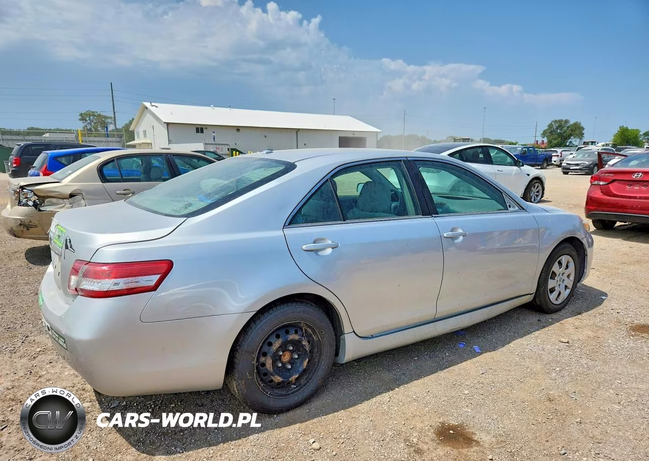 2011 Toyota Camry Le VIN:4T1BF3EKXBU139711 - 3