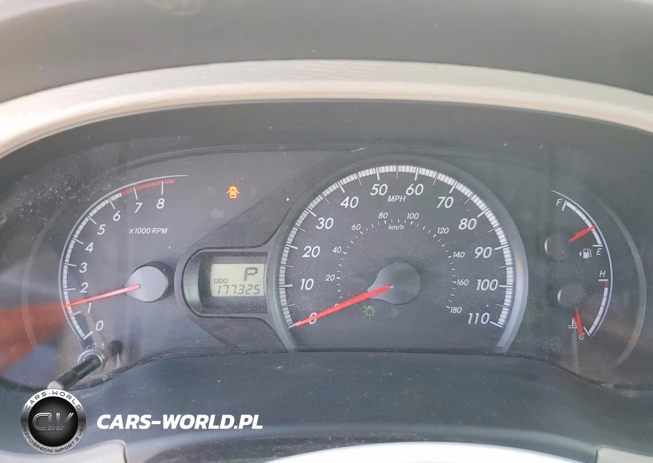 2011 Toyota Sienna Le VIN:5TDKK3DC5BS097429 - 9