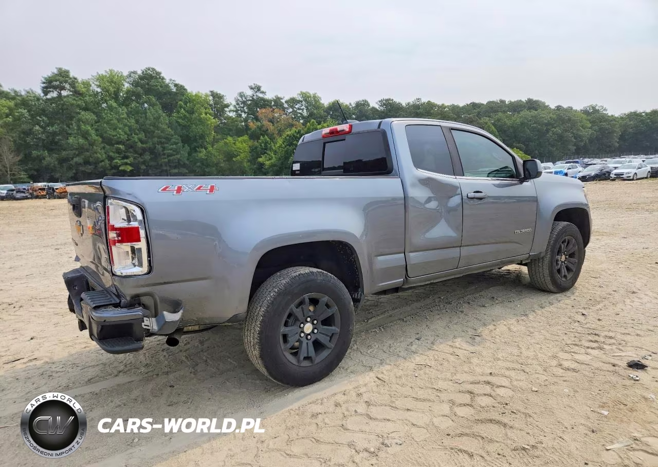 2018 Chevrolet Colorado Lt VIN:1GCHTCEN8J1120026 - 3