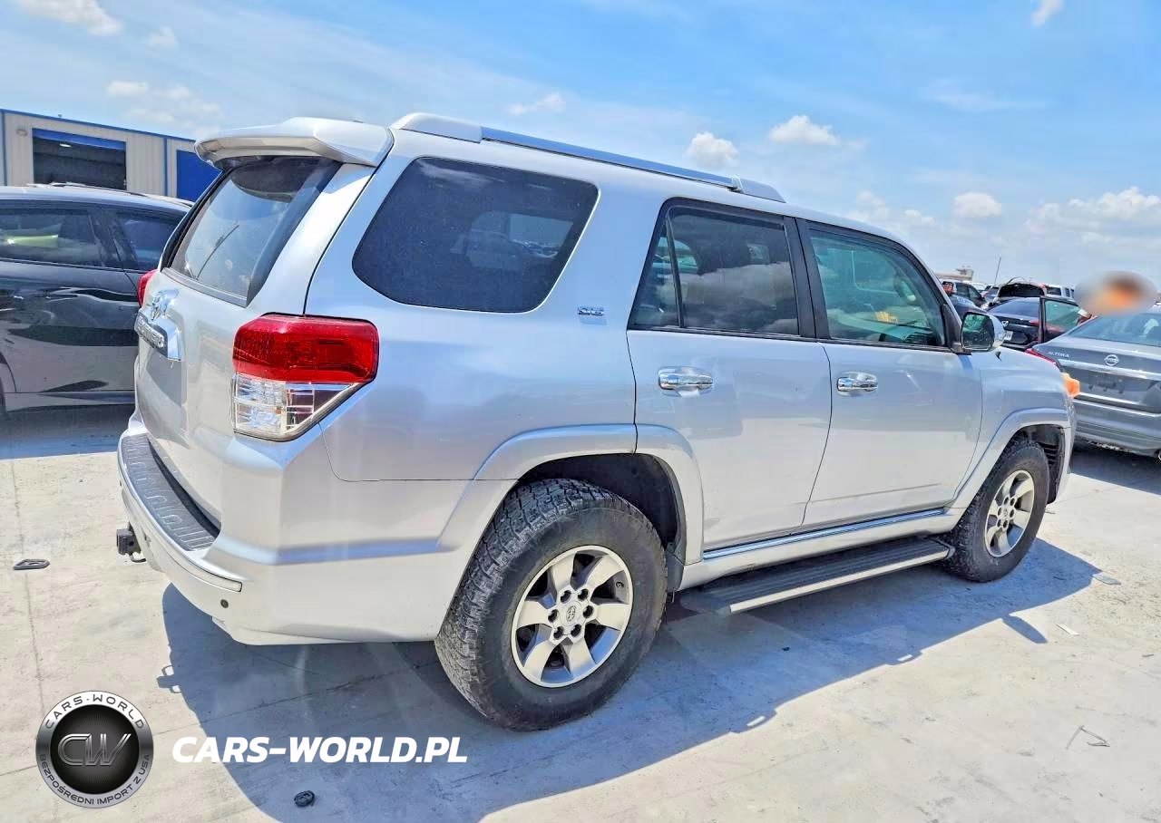 2010 Toyota 4Runner Sr5 VIN:JTEZU5JR3A5000807 - 3