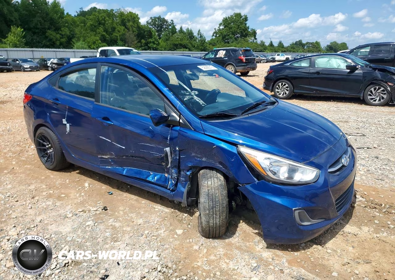 2016 Hyundai Accent Se VIN:KMHCT4AE3GU975841 - 4