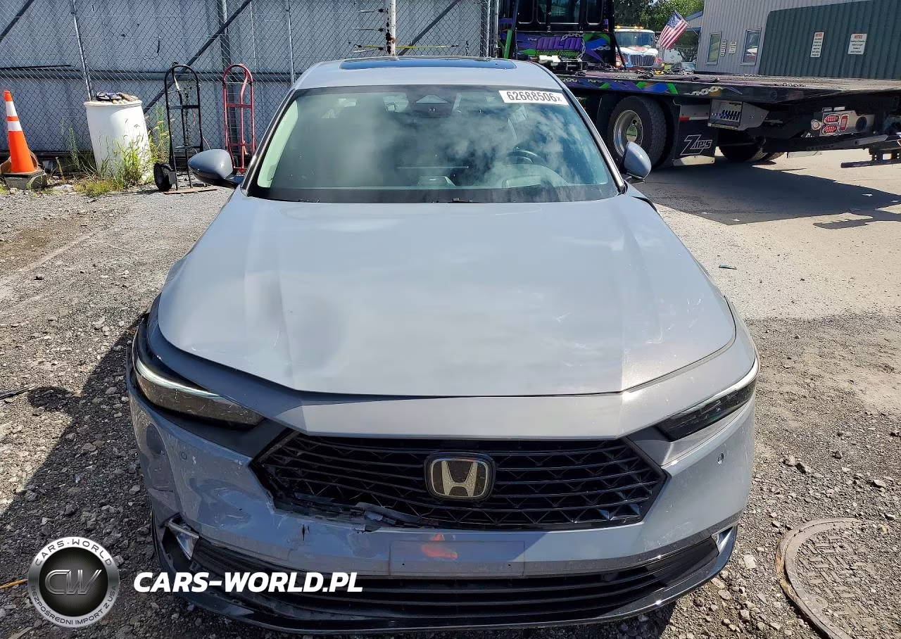 2023 Honda Accord Touring Hybrid VIN:1HGCY2F81PA032508 - 5