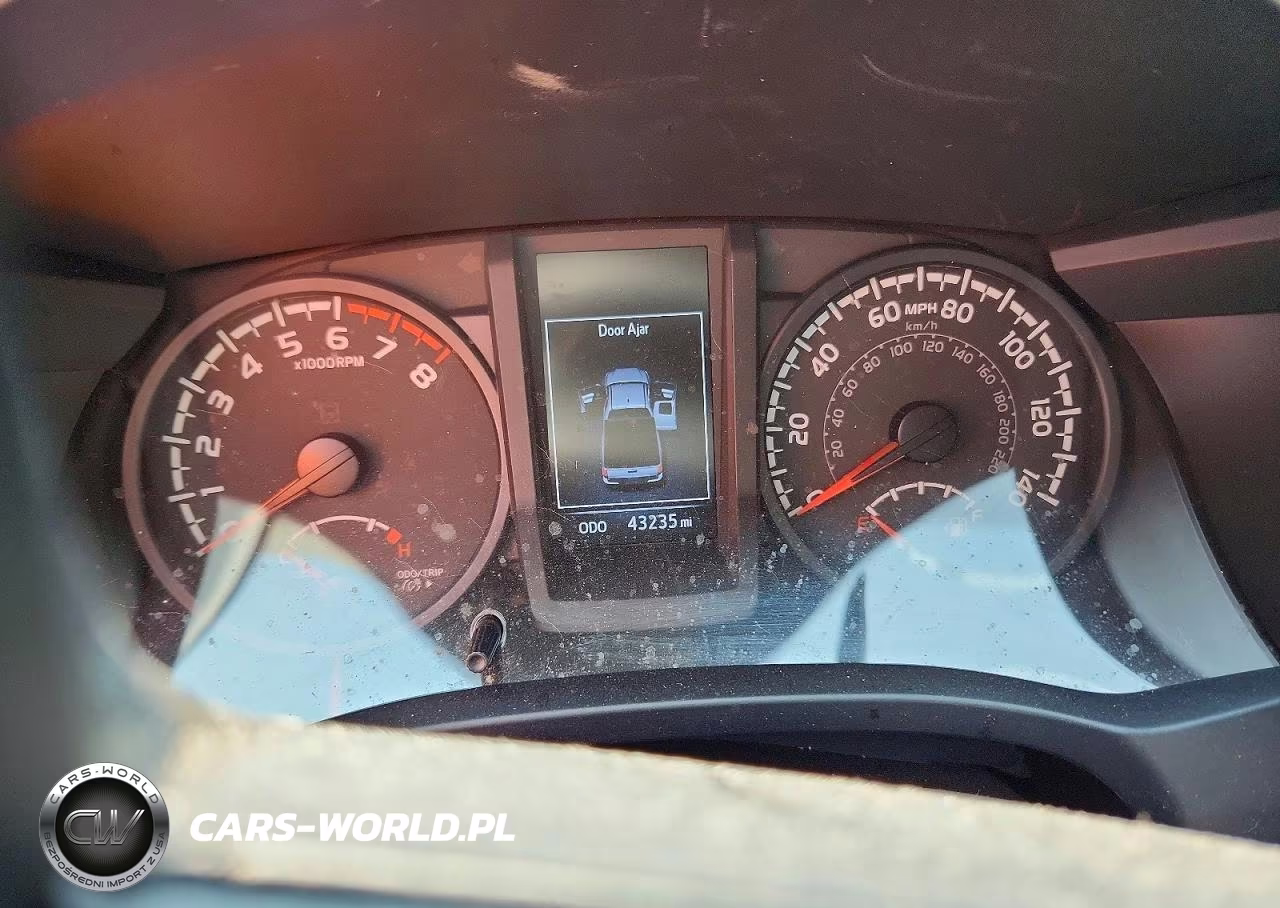 2023 Toyota Tacoma Sr V6 VIN:3TYRZ5CNXPT026960 - 9