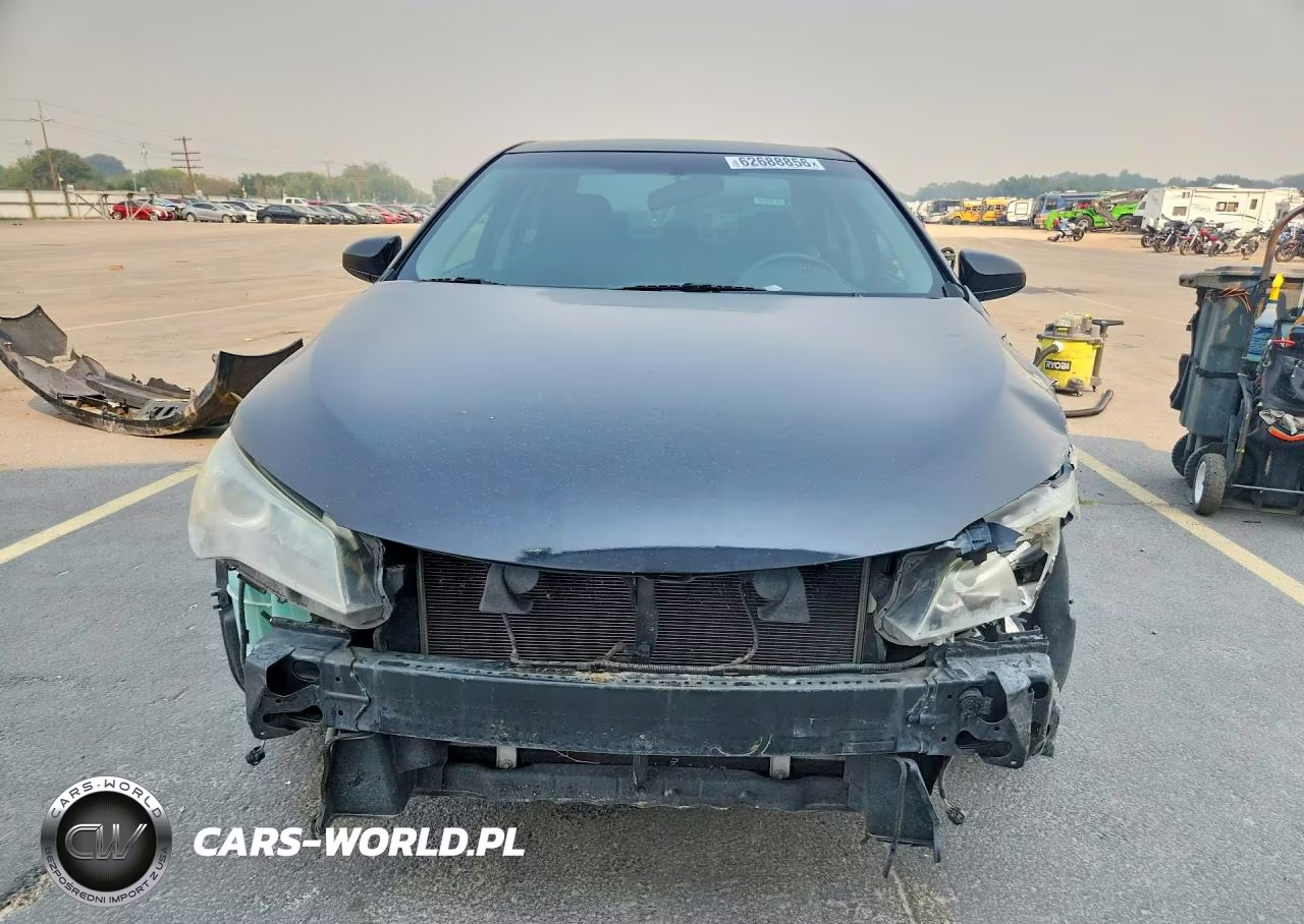 2015 Toyota Camry Xse VIN:4T1BF1FK5FU052033 - 5