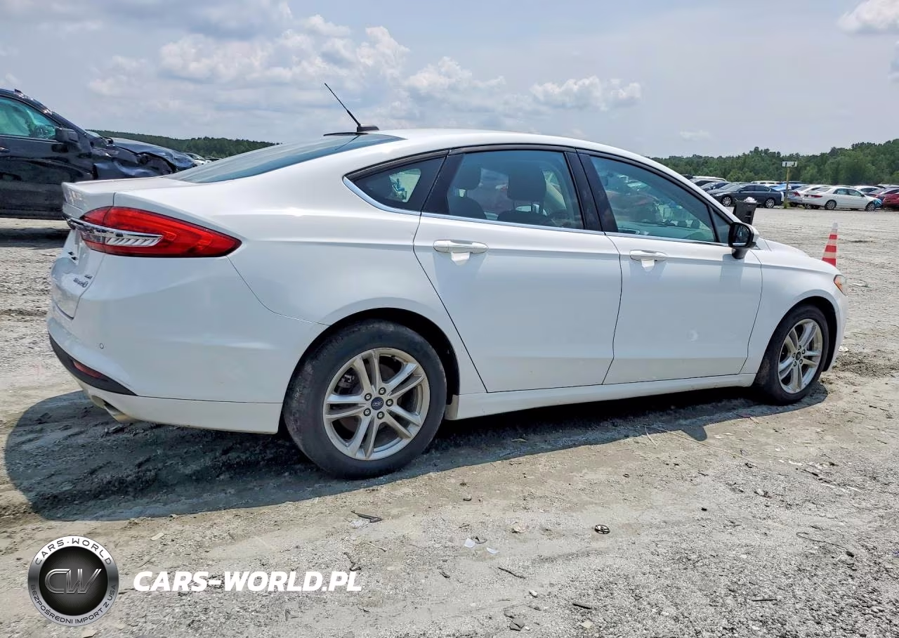 2018 Ford Fusion Se Hybrid VIN:3FA6P0LU4JR243189 - 3