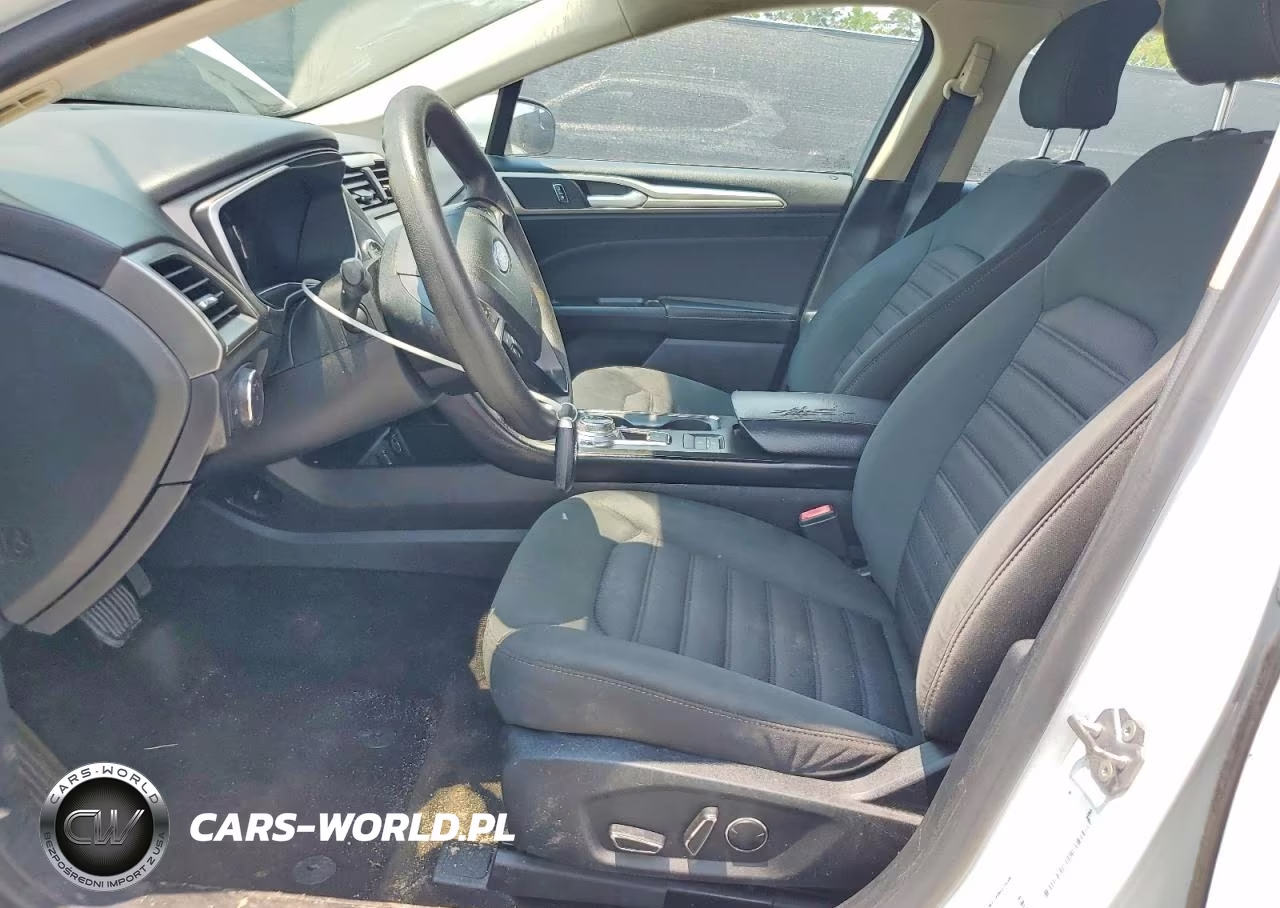 2018 Ford Fusion Se Hybrid VIN:3FA6P0LU4JR243189 - 7