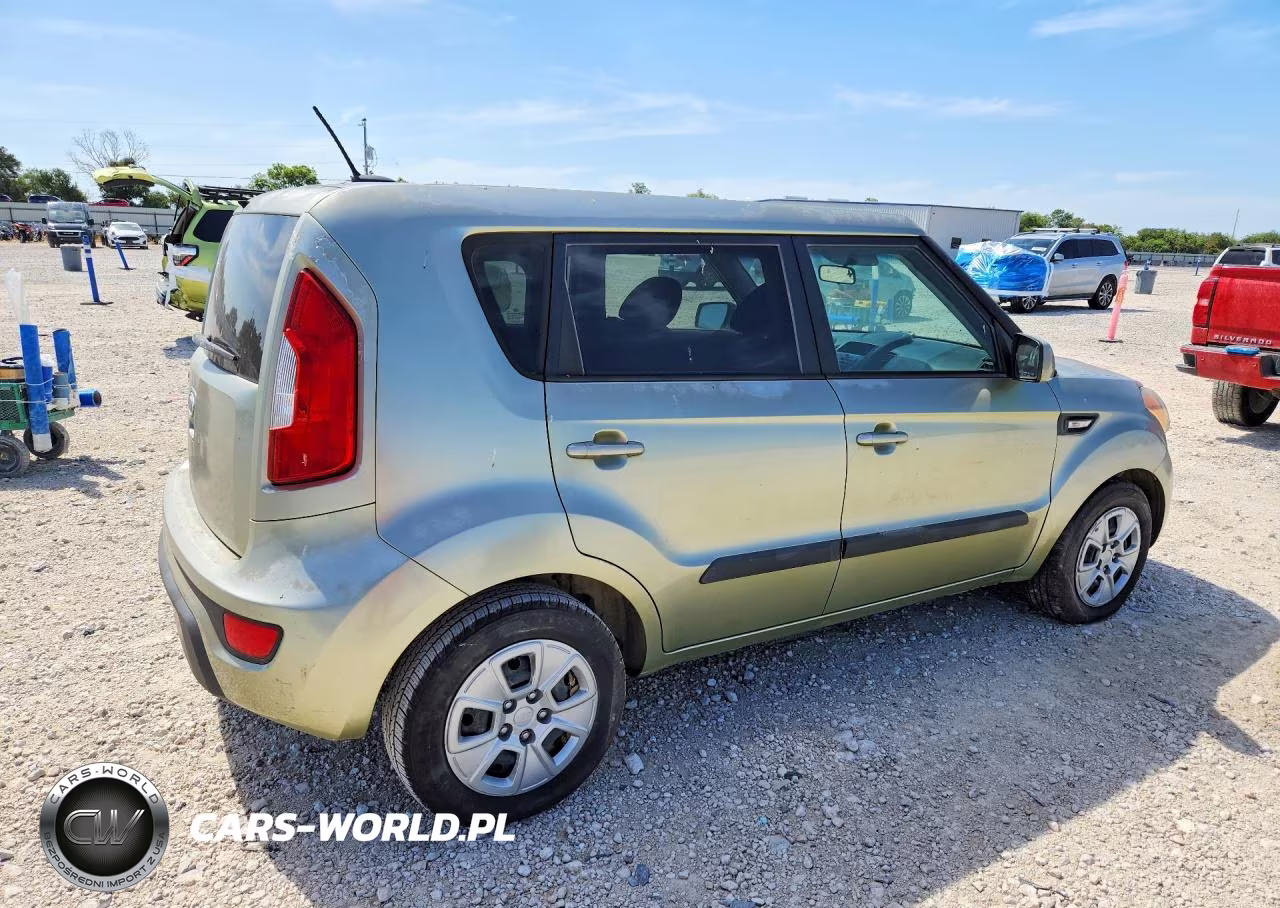 2012 Kia Soul Base VIN:KNDJT2A54C7360059 - 3