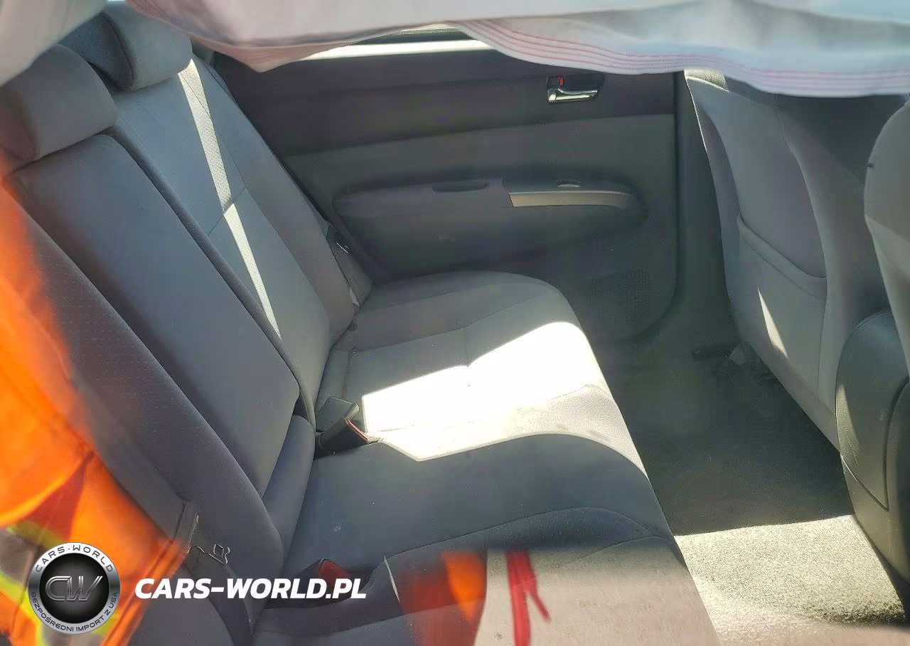 2005 Toyota Prius Base VIN:JTDKB20U257046574 - 10