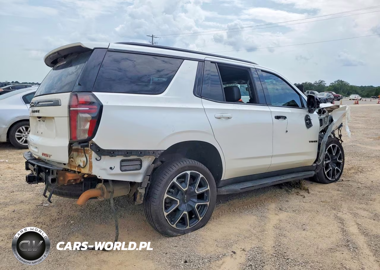 2022 Chevrolet Tahoe C1500 Rst VIN:1GNSCRKT2NR258669 - 3
