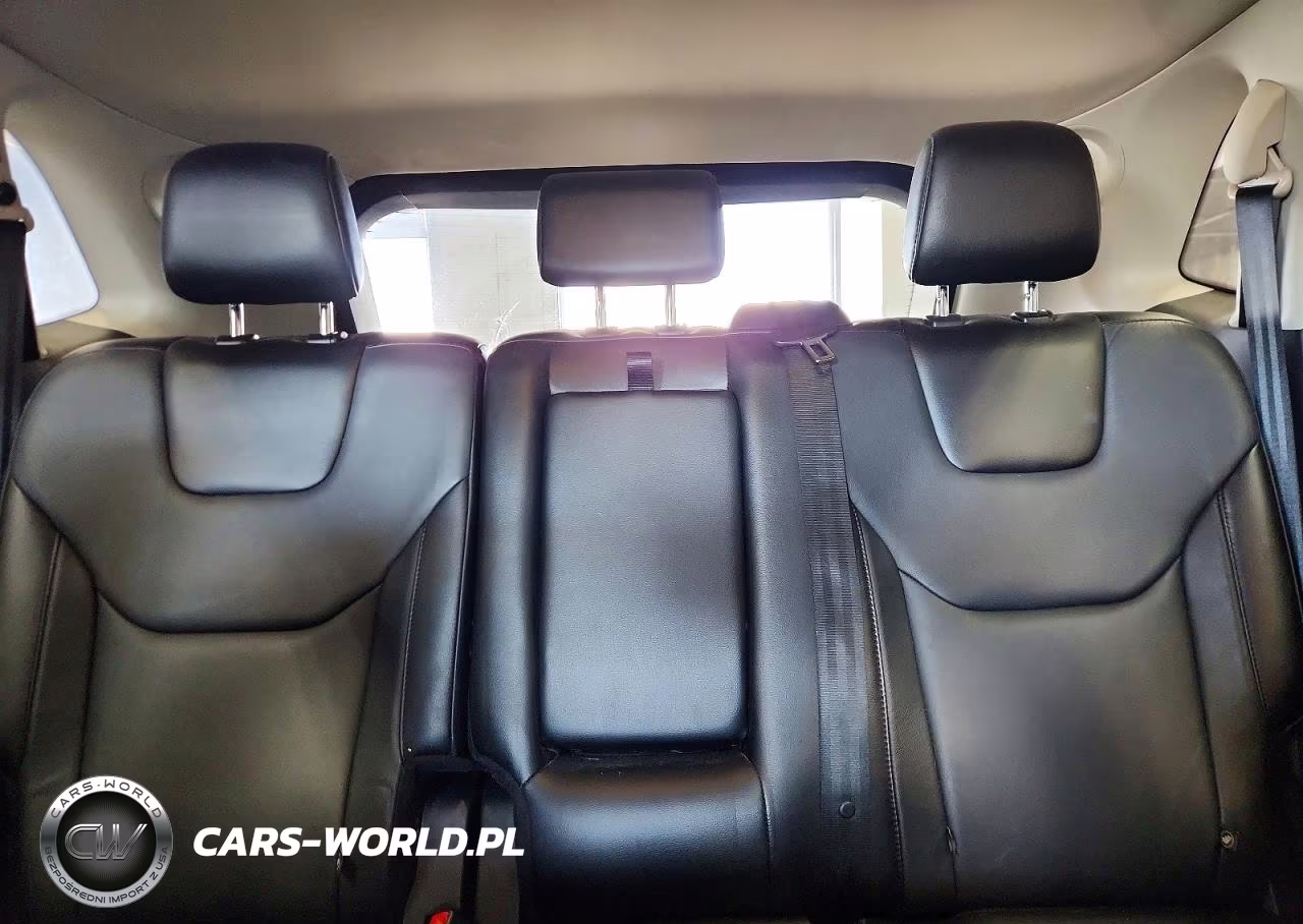2018 Ford Edge Titanium VIN:2FMPK4K92JBB15643 - 10