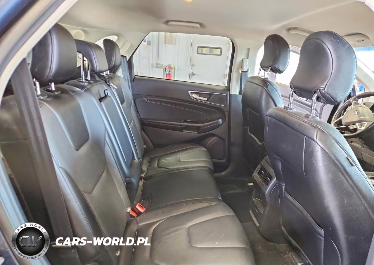 2018 Ford Edge Titanium VIN:2FMPK4K92JBB15643 - 11