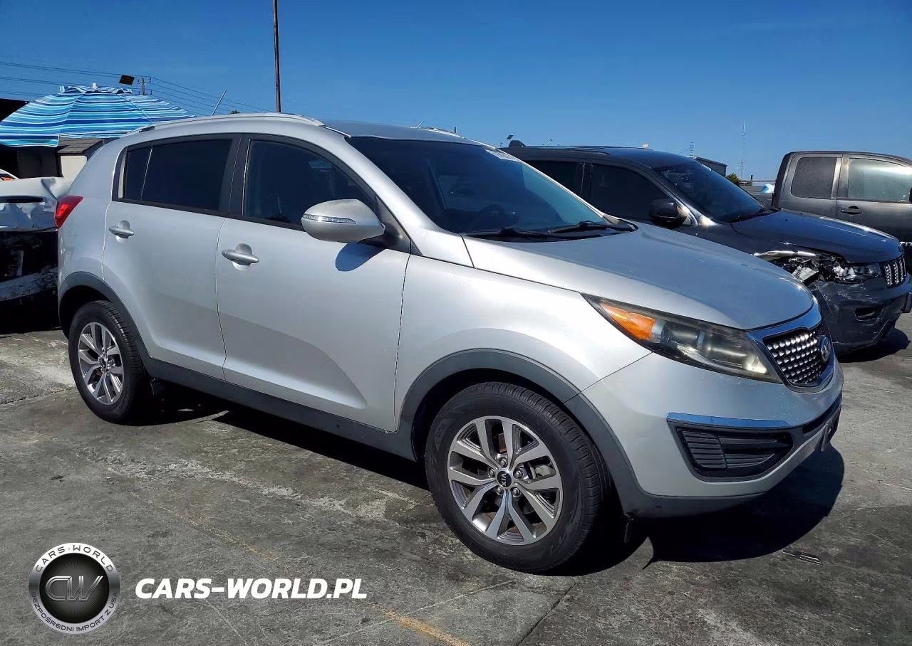 2014 Kia Sportage VIN:KNDPB3AC2E7616929 - 4
