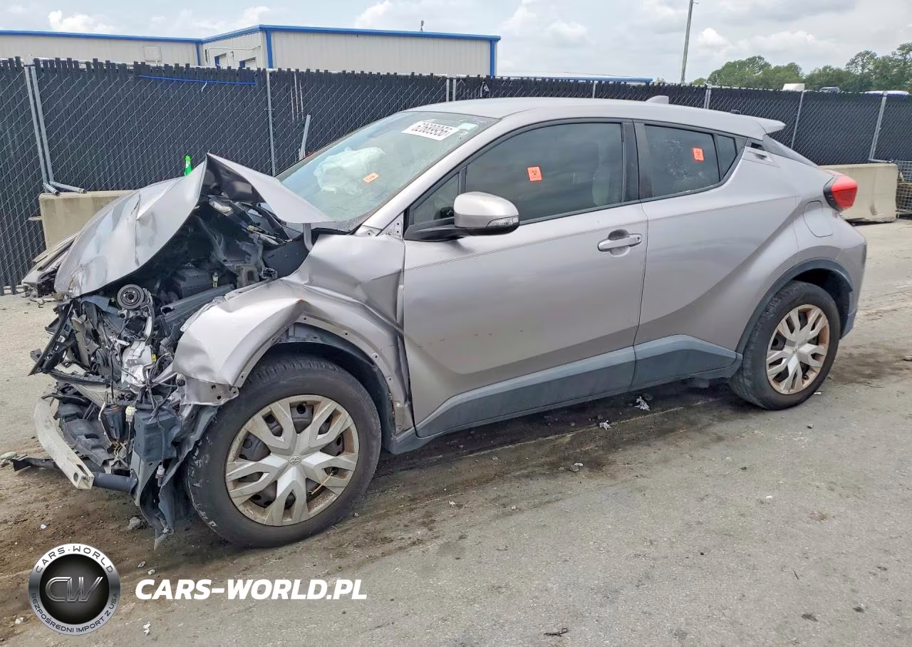 2019 Toyota C-Hr Le – zdjęcie 1 z 13