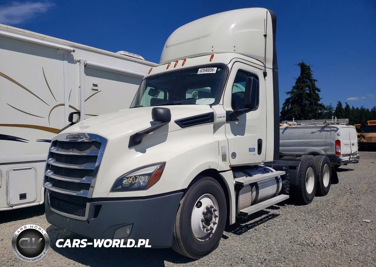 2019 Freightliner Cascadia 126 Semi Truck – zdjęcie 1 z 12