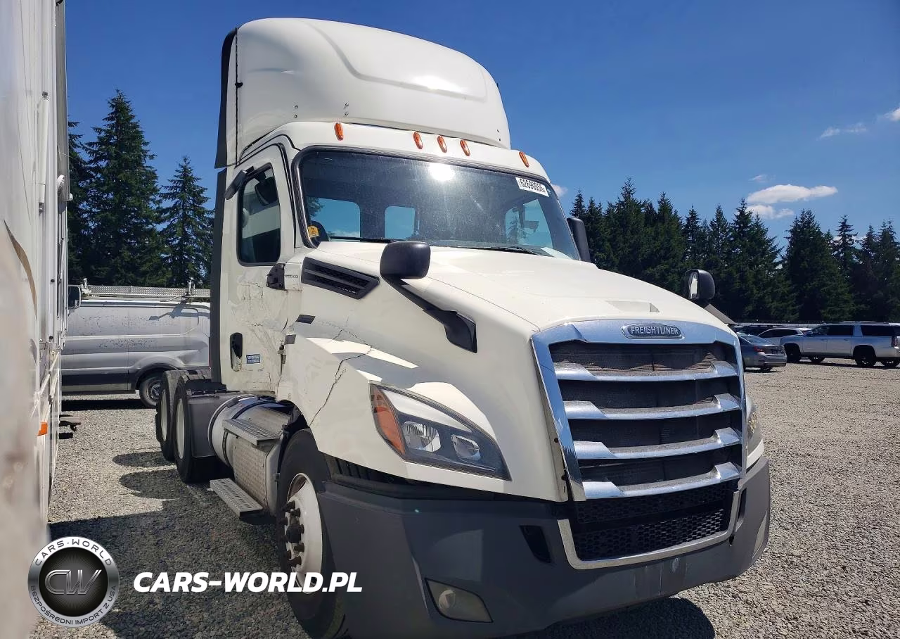 2019 Freightliner Cascadia 126 Semi Truck VIN:3AKJHLDR1KSLG2470 - 4